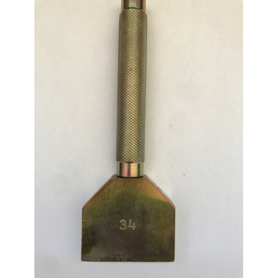 Double puncher for hollow rivets