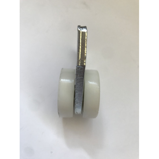 Roller wheel with belt attachment