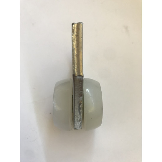 Roller with beveled wheels and transport belt mount